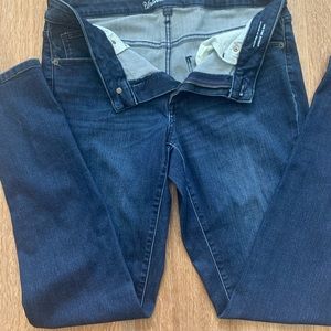 Denim jeans, mid rise skinny 10R